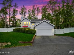 19511 Marble Cir, Eagle River, AK 99577