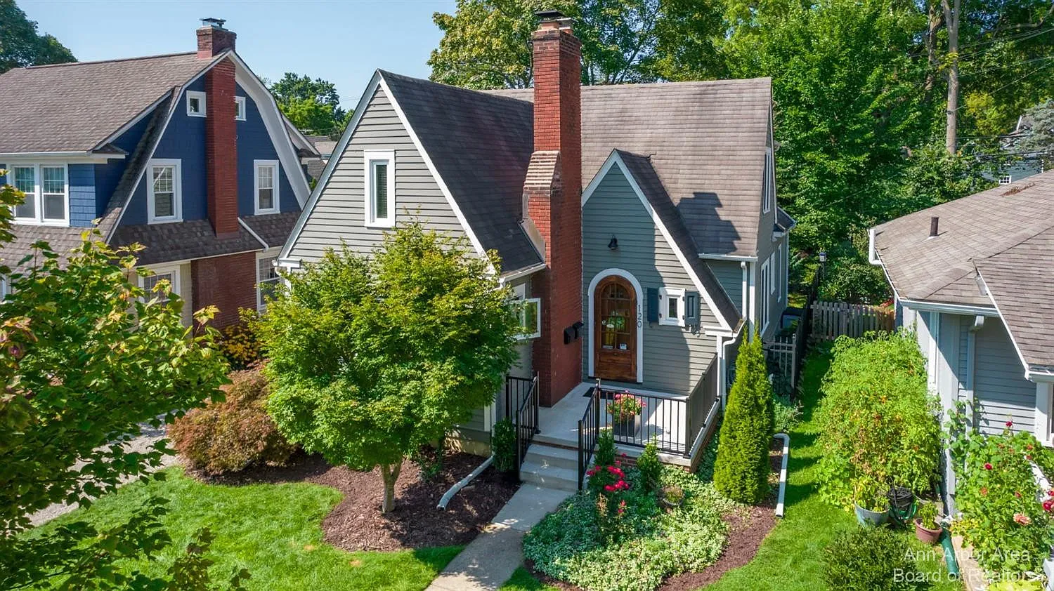 120 Virginia Ave photo 1