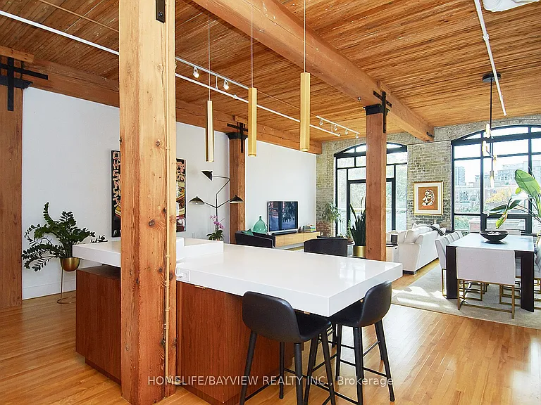 993 Queen St W #203 — Photo 18