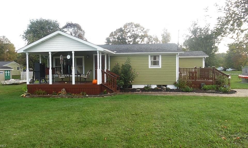 1st image of 120 N Meadowlark Dr