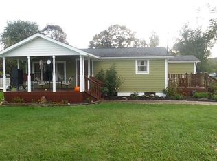 120 N Meadowlark Dr, Williamstown, WV