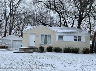 2111 Delta River Dr, Lansing, MI 48906