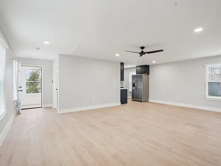 1410A Elliott St #2 — Photo 2