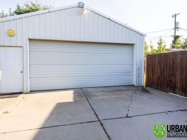 4112 E 23rd Ave — Photo 7