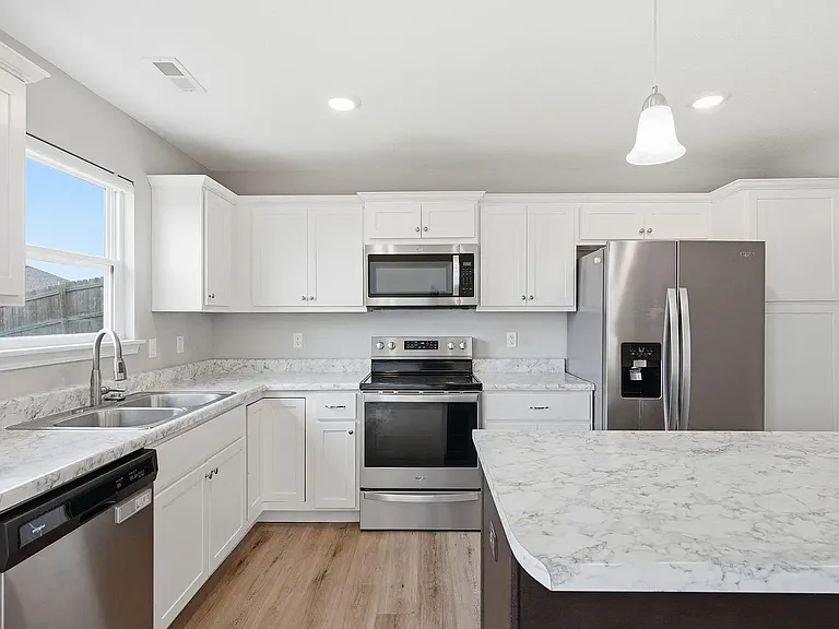5502 Geyser Blvd — Photo 6