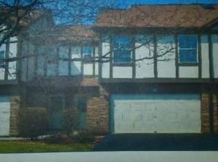 234 Willow Bridge Way, Bloomingdale, IL 60108