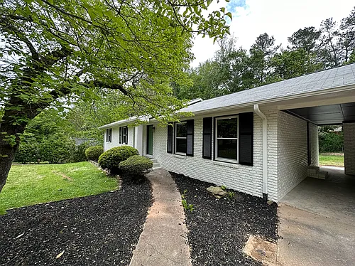 754 Shadybrook Dr NE #1 Photo 1