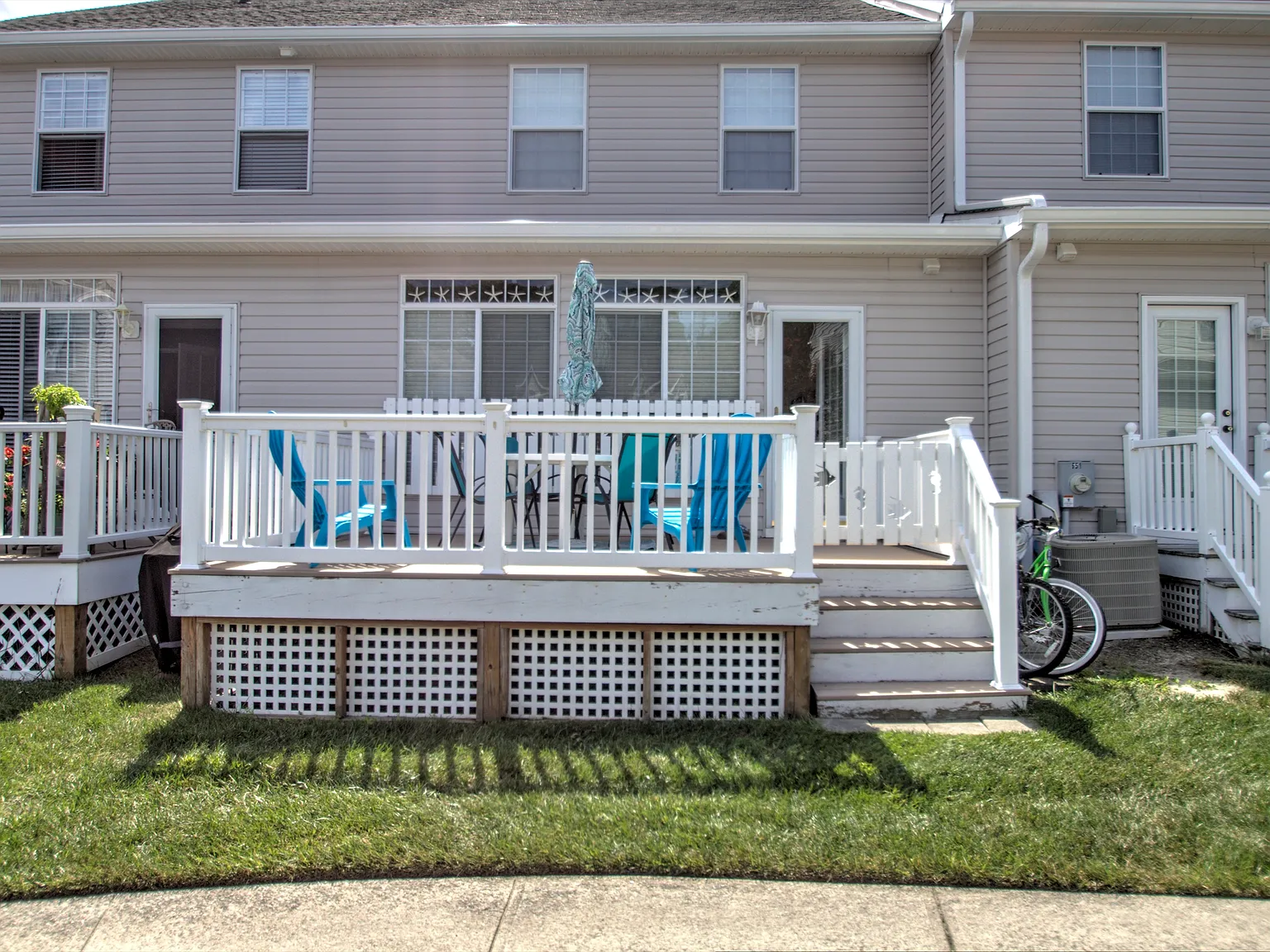 3 bed, 2.5 bath, 1520 sqft, $1,800 — Photo 4