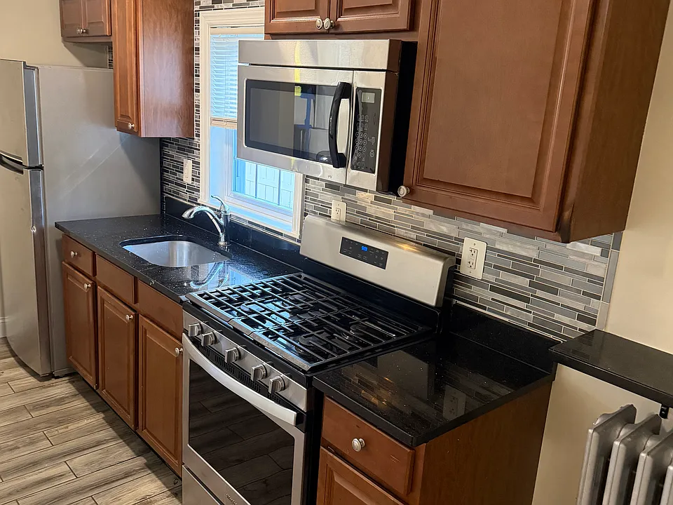 46 River St #1