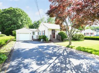 14 Parkview Rd, Wallingford, CT 06492