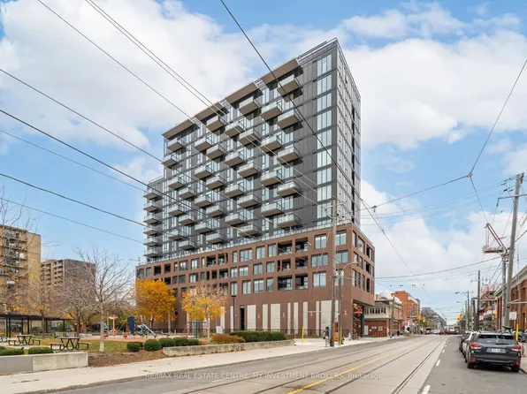 270 Dufferin St #915, Toronto, ON M6K 0H8