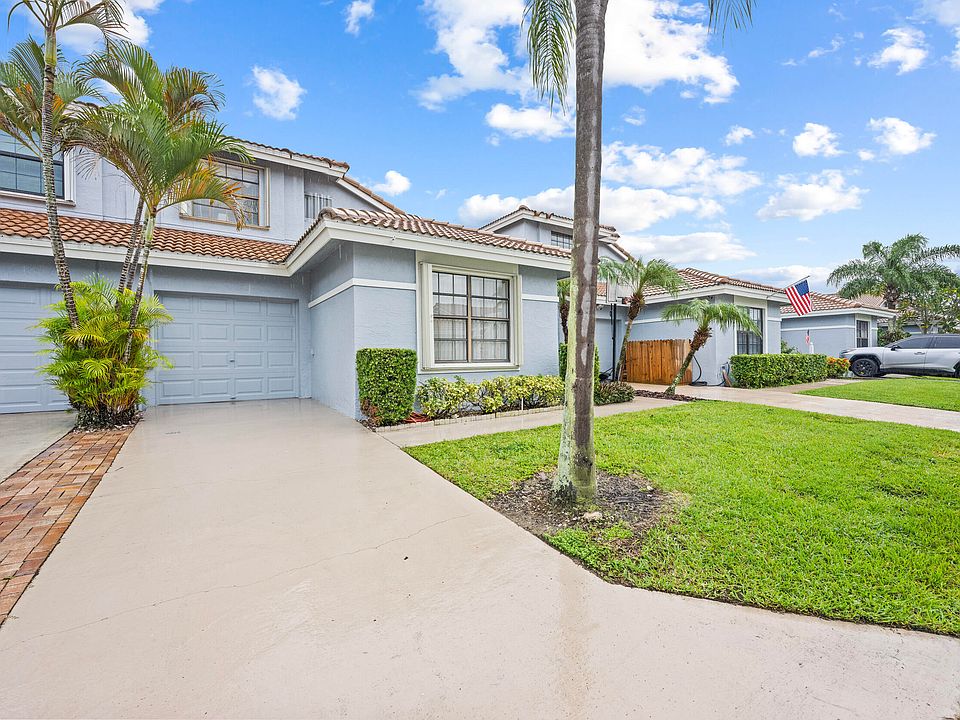 1st image of 9810 61st Way S #D