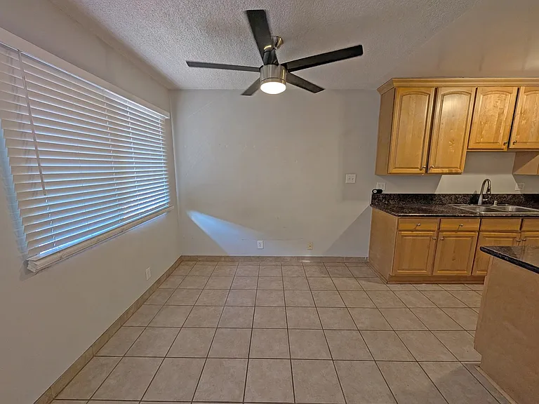 1852 N Wilton Pl #5 — Photo 11