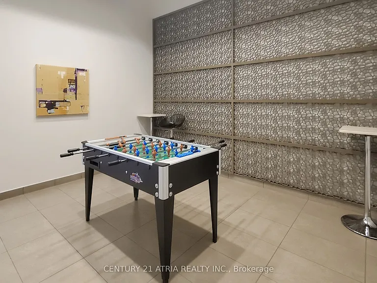 19 Singer Ct #310 — Photo 25