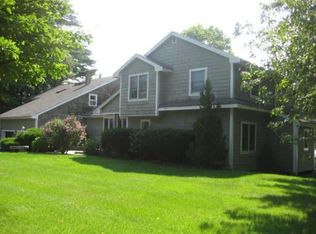 11 Howards Grv, Derry, NH 03038