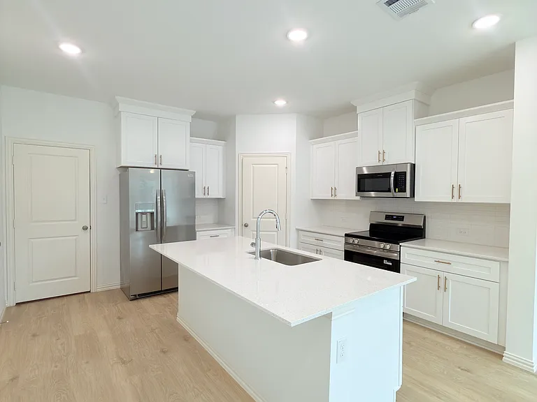 5324 Springlake Pkwy — Photo 6