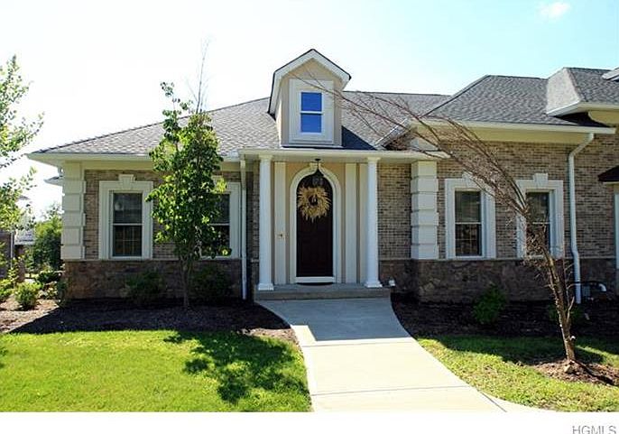 1st image of 14 W Ryan Mansion Dr