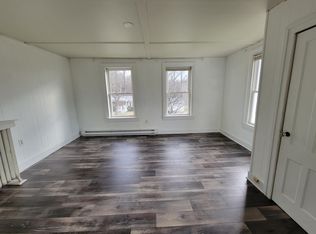 27 Beaver Rd APT 2, Nassau, NY 12123