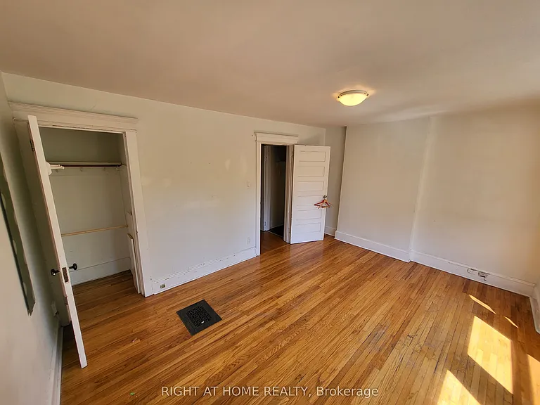 194 Beatrice St #2 — Photo 10
