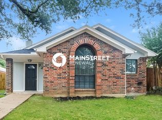 7212 Blackthorn Dr, Fort Worth, TX 76137