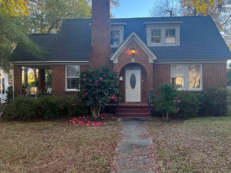 2740 Kiawah Ave — Photo 1