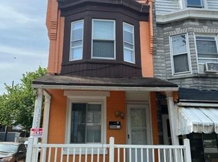 1322 Buttonwood St, Reading, PA 19604