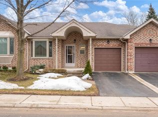47 Greentrail Dr, Hamilton, ON L0R 1W0
