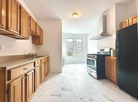 420 Fairview Ave, Ridgewood, NY