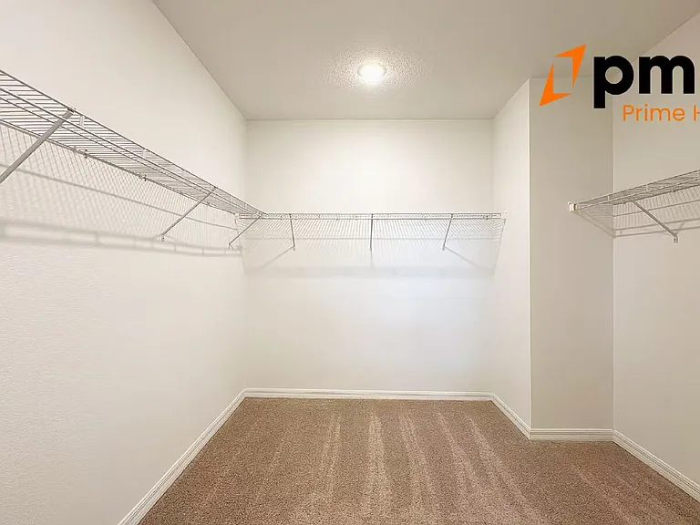 2252 Emerald Springs Dr — Photo 33