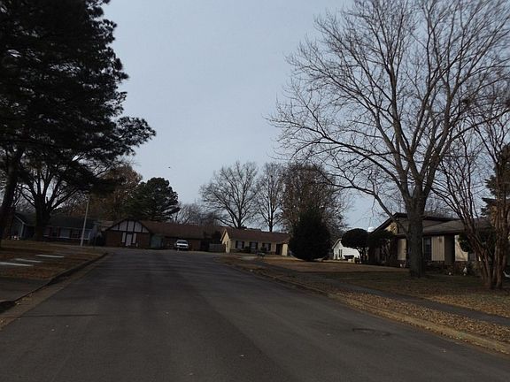 5th image of 7171 Lawn Ln
