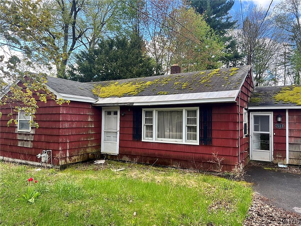 1st image of 7723 Maple Rd