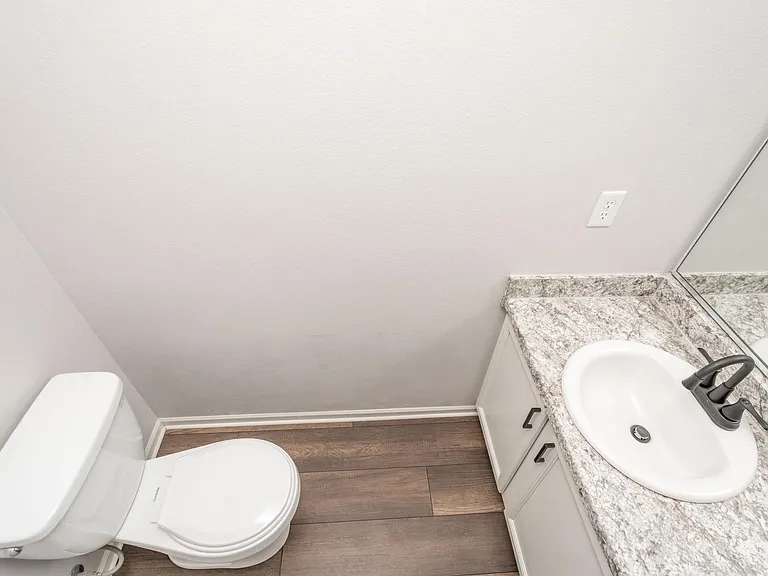1151 SE Village View Ln — Photo 11