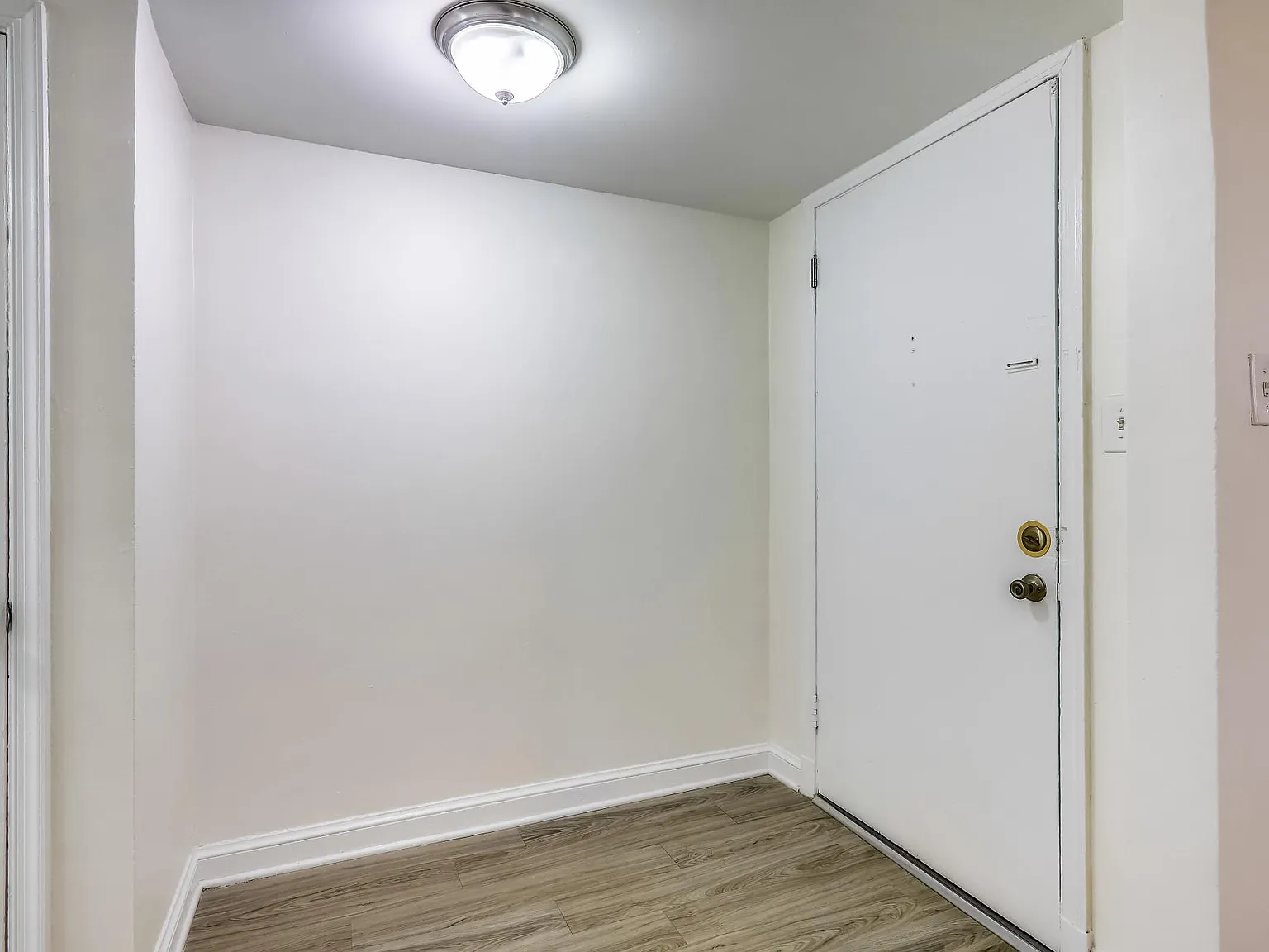 1 bed, $1,295 — Photo 2