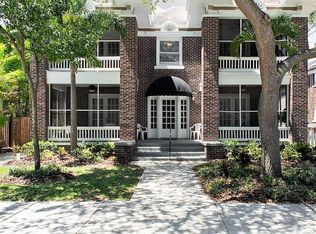 2111 W Southview Ave, Tampa, FL 33606