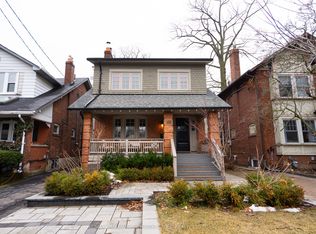 152 Hammersmith Ave, Toronto, ON M4E2W8