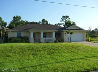 1827 SW 10th Ter, Cape Coral, FL 33991