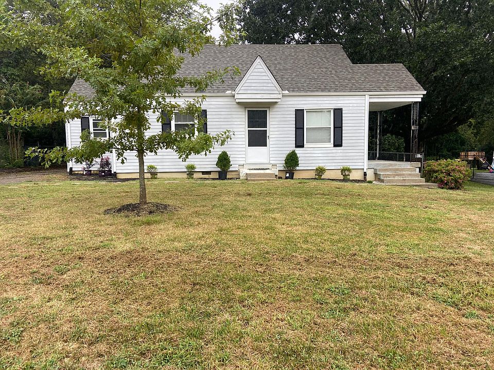 Landscaped and ready for move in