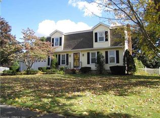 55 Partridge Ln, West Springfield, MA 01089