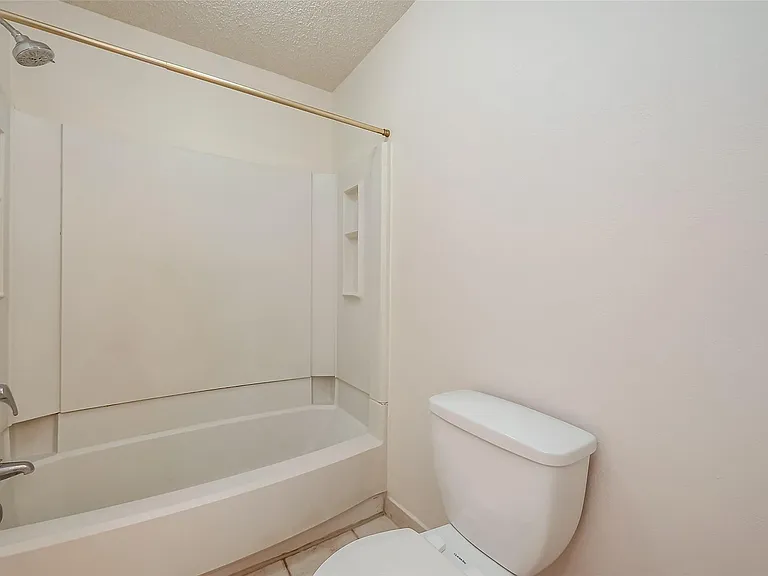 2915 Windchase Blvd — Photo 29