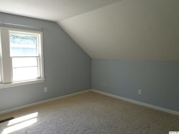 Home for Sale in Quincy, IL $159,900