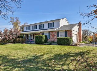 12000 Elkridge Dr, Cincinnati, OH 45240