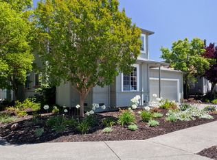 1982 Seville St, Santa Rosa, CA 95403