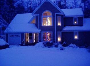 14301 Woods Walk Ln, Midlothian, VA 23112