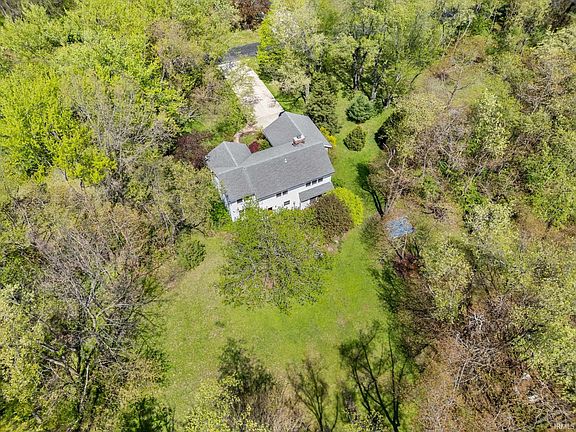 2nd image of 4121 Black Forest Ln