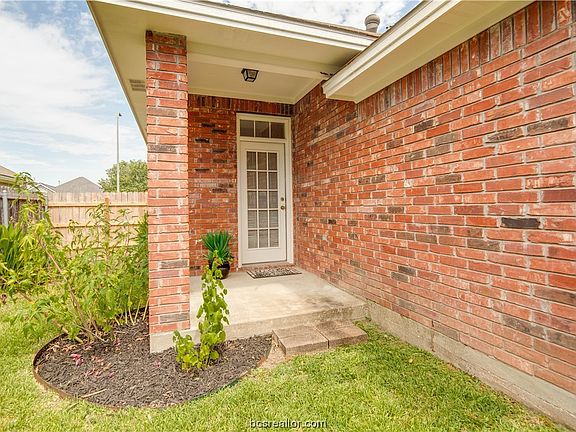 2nd image of 3608 Graz Dr