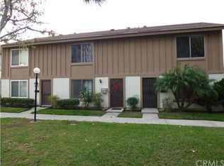 340 Carriage Dr APT E, Santa Ana, CA 92707