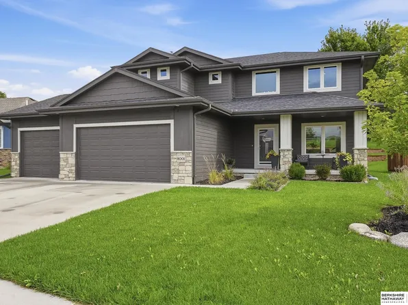 8001 N 166th St, Bennington, NE 68007