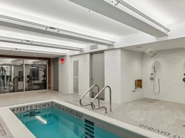 128 Columbia Heights image 7 of 18