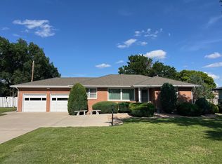 1710 Canterbury Dr, Hays, KS 67601