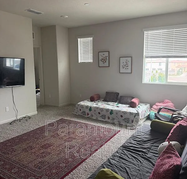 1878 Holland Ln — Photo 5